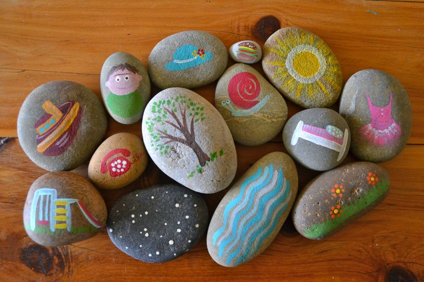 Какими красками рисовать на камнях: Технология рисования на камнях и .